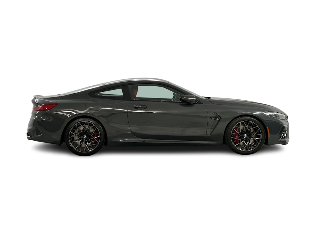 Thumbnail: 2022 BMW M8 - 17