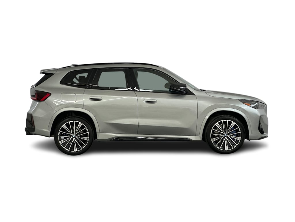 Thumbnail: 2024 BMW X1 - 20