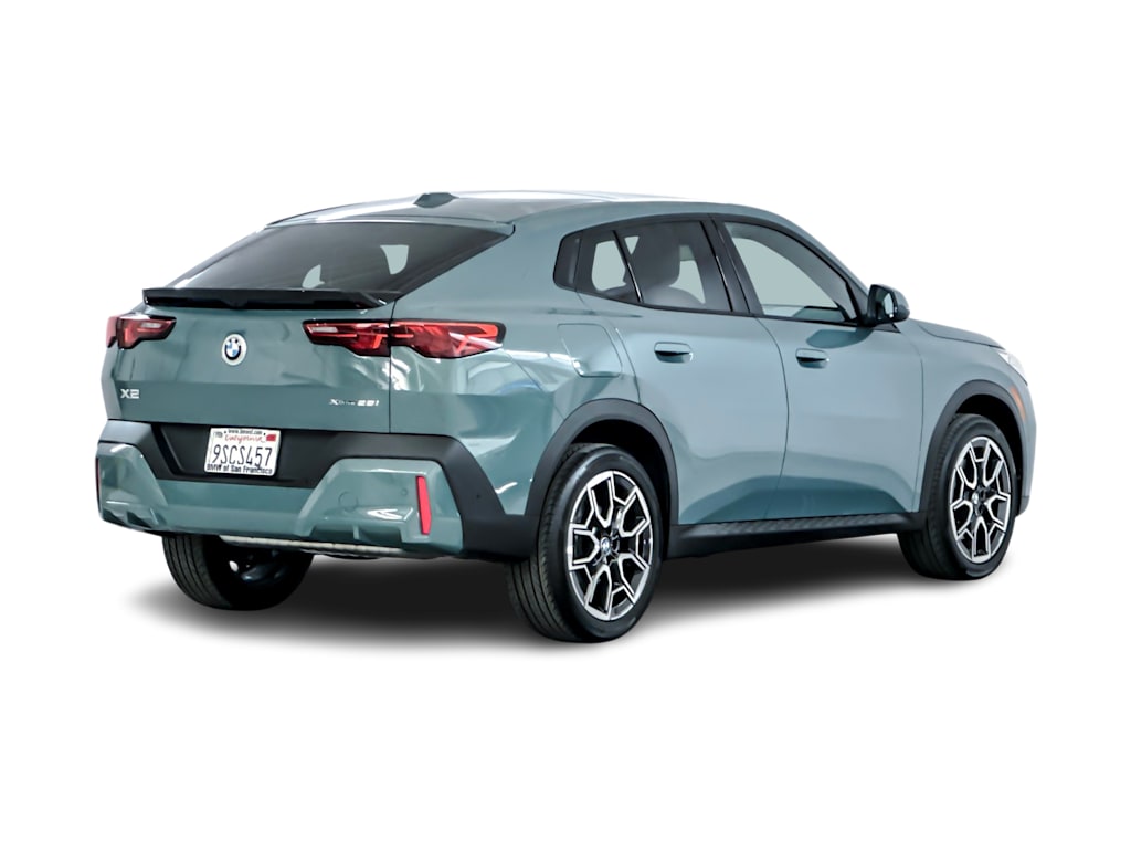 Thumbnail: 2025 BMW X2 - 16