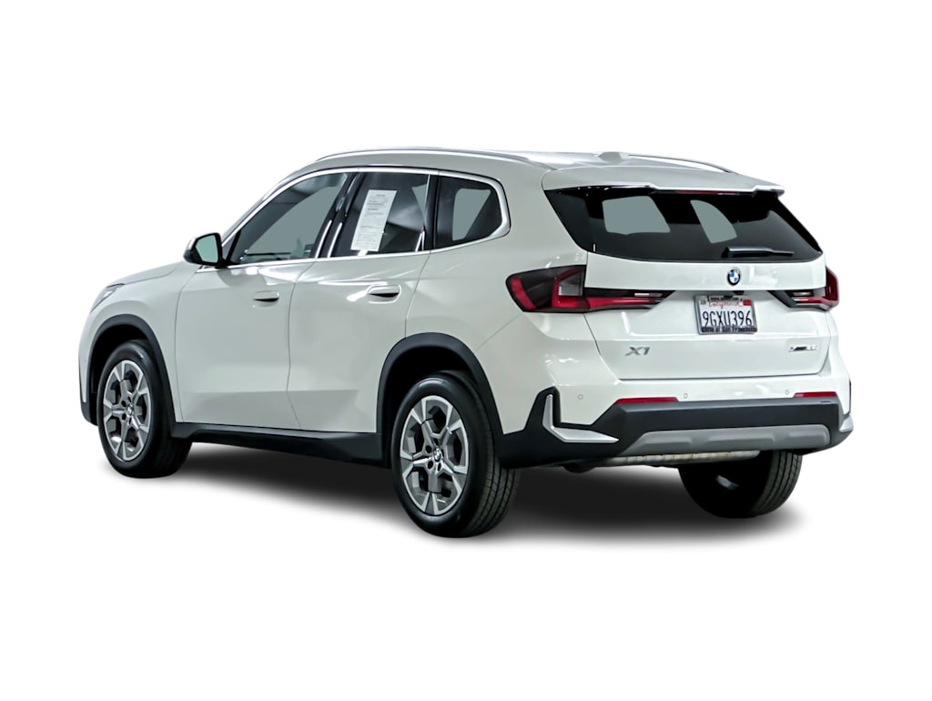 Thumbnail: 2023 BMW X1 - 4