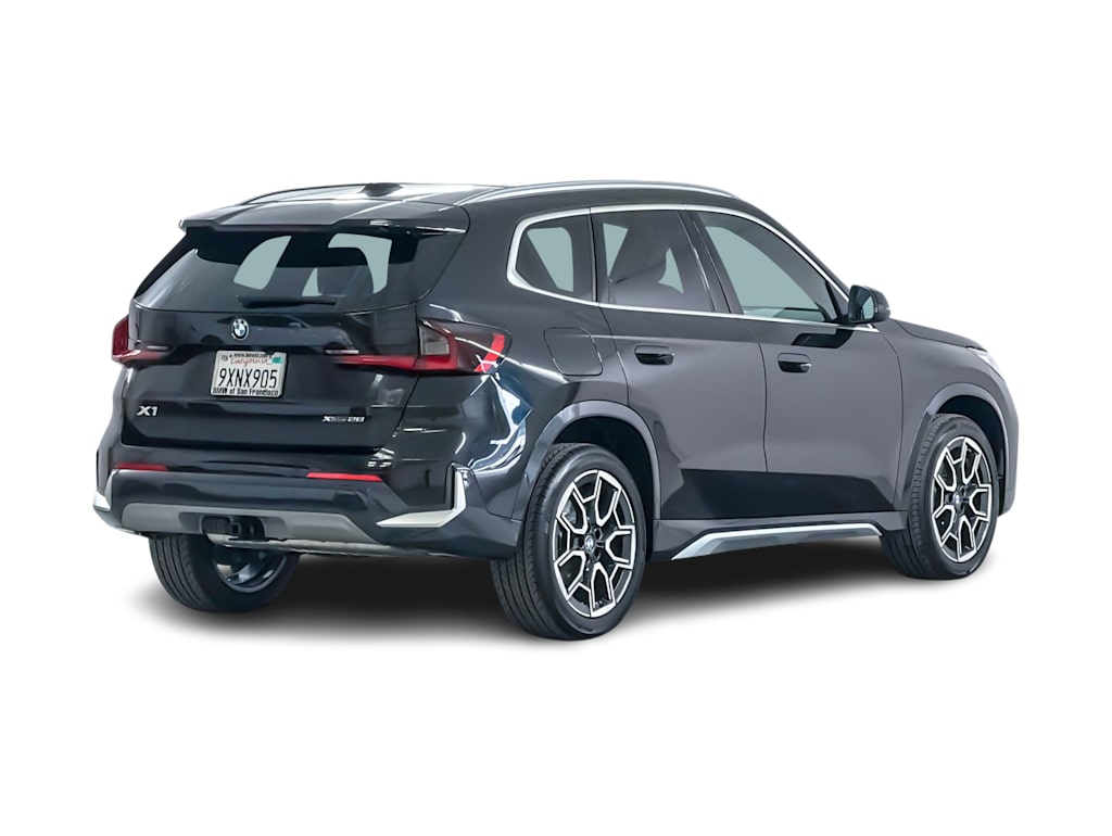 Thumbnail: 2026 BMW X1 - 18