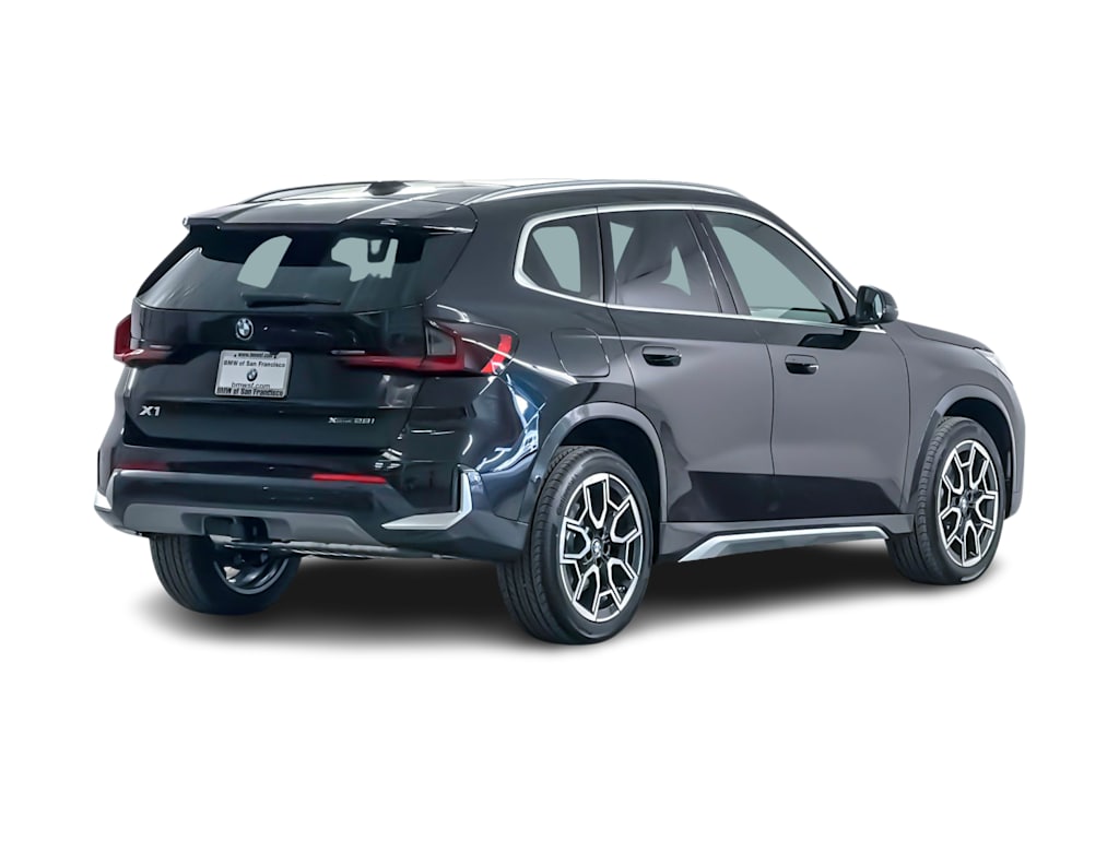 Thumbnail: 2026 BMW X1 - 16