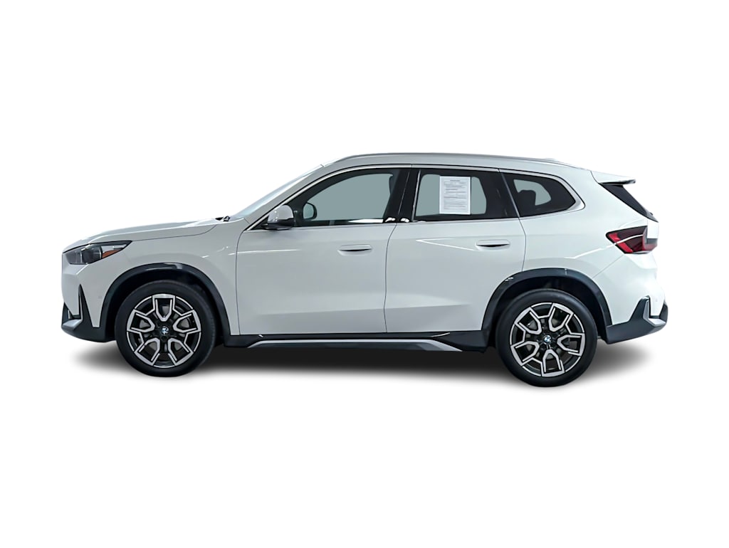 Thumbnail: 2026 BMW X1 - 3