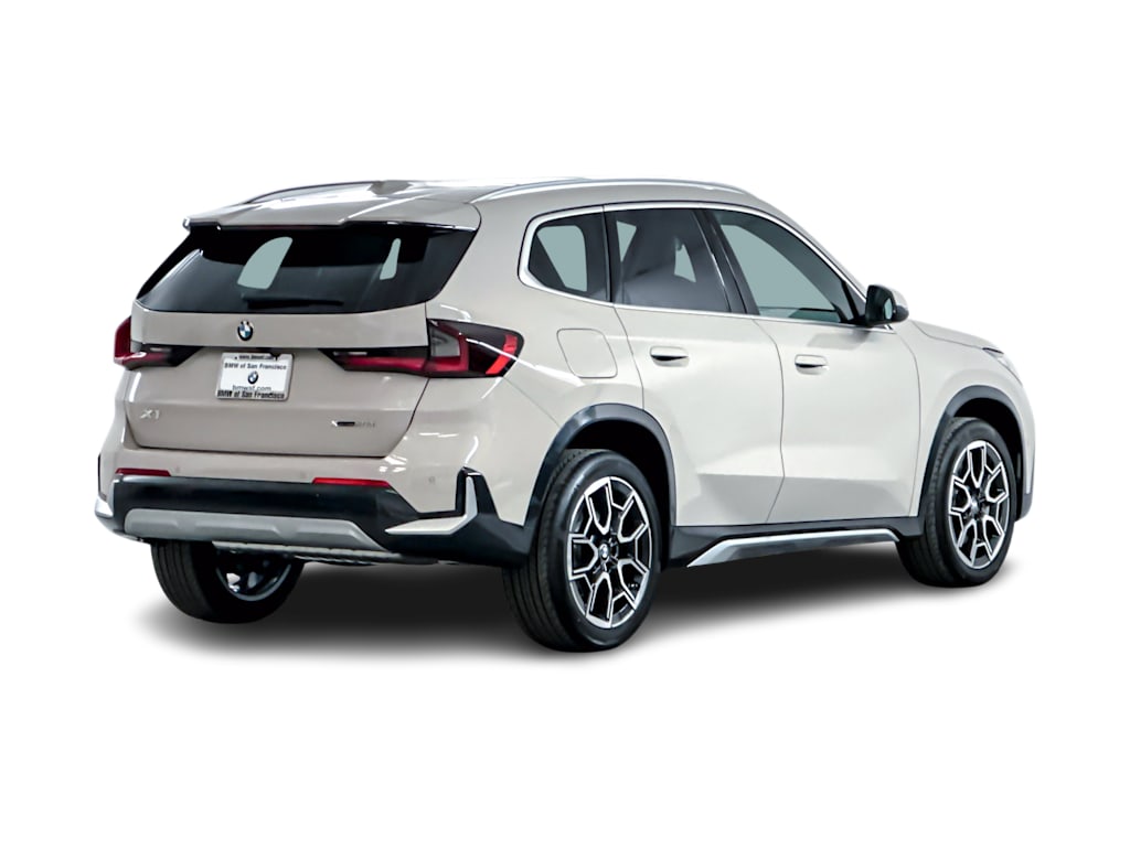 Thumbnail: 2026 BMW X1 - 17