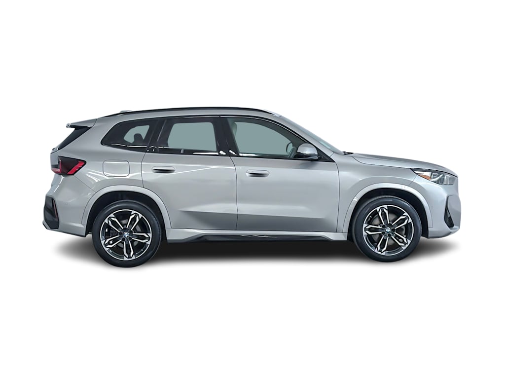 Thumbnail: 2023 BMW X1 - 19