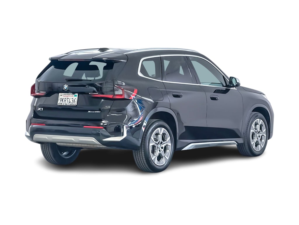 Thumbnail: 2023 BMW X1 - 18