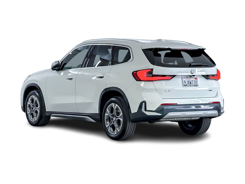 Thumbnail: 2023 BMW X1 - 4