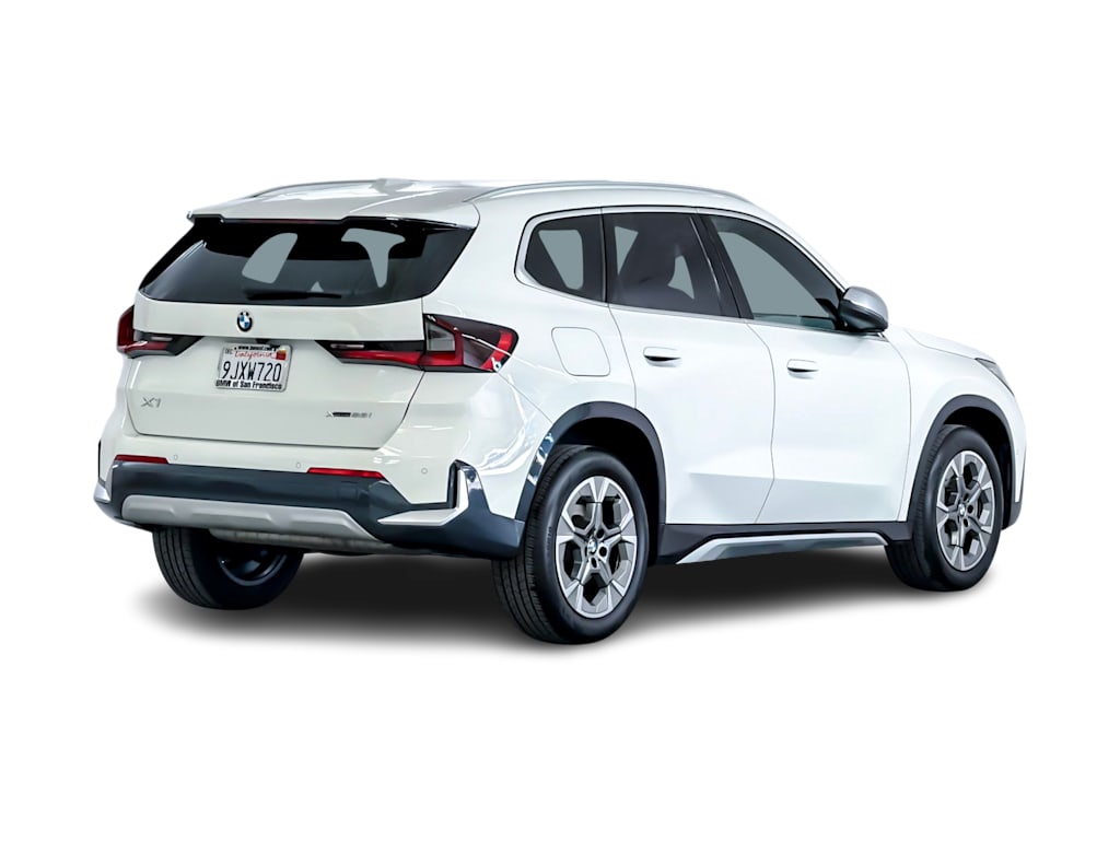 Thumbnail: 2023 BMW X1 - 18