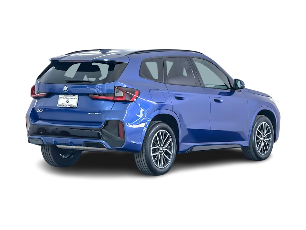 Thumbnail: 2023 BMW X1 - 18