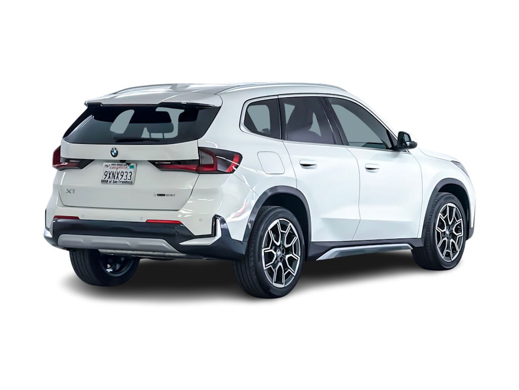 Thumbnail: 2026 BMW X1 - 18