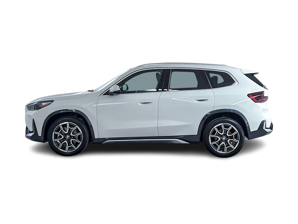 Thumbnail: 2026 BMW X1 - 3