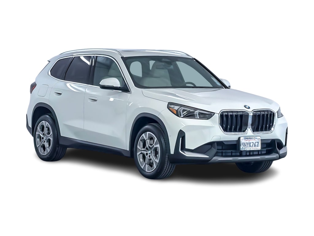 Thumbnail: 2023 BMW X1 - 20