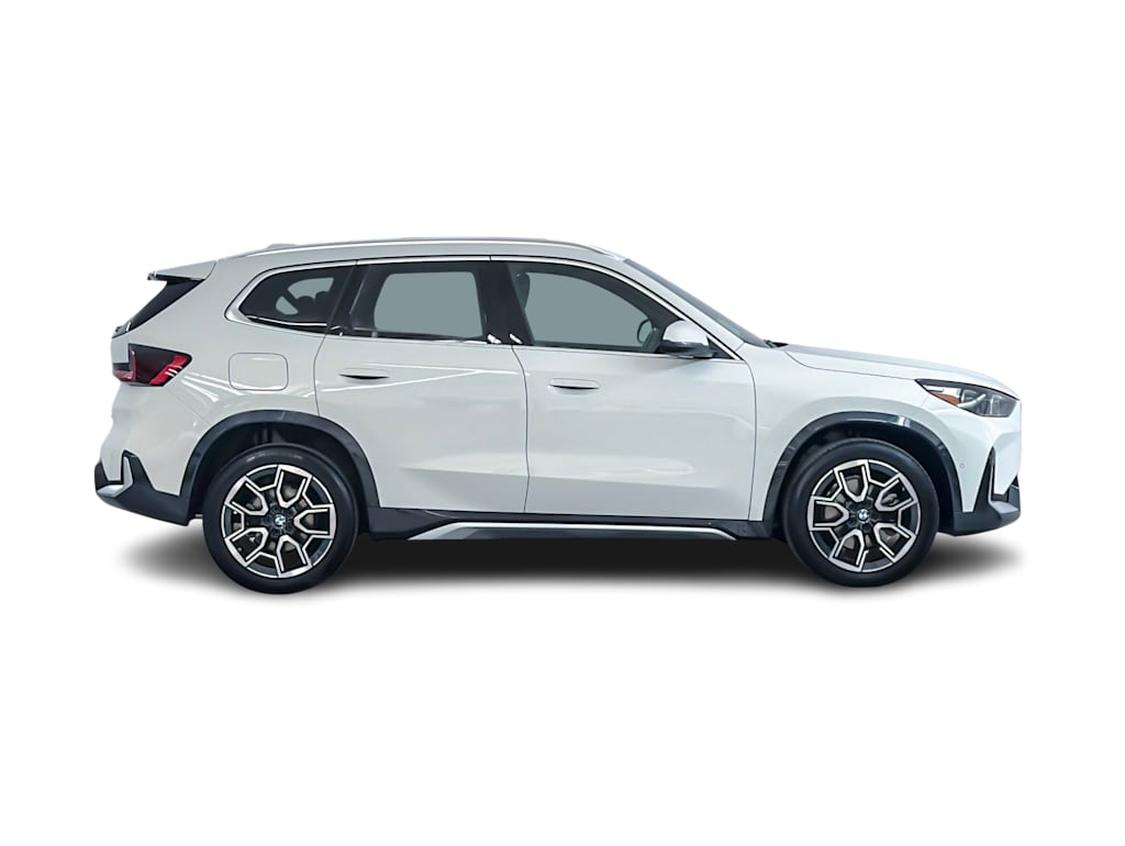 Thumbnail: 2026 BMW X1 - 20