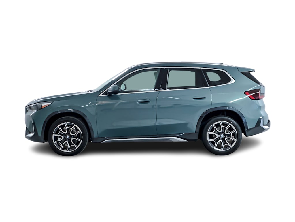 Thumbnail: 2026 BMW X1 - 3