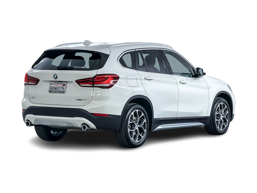 Thumbnail: 2021 BMW X1 - 18