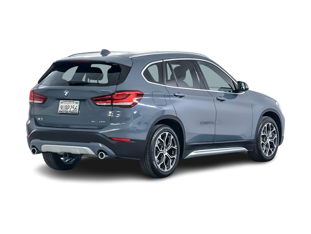 Thumbnail: 2022 BMW X1 - 18
