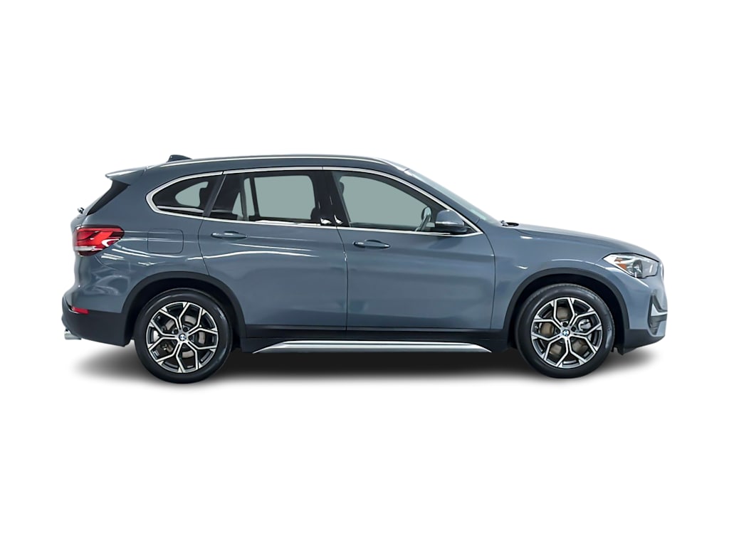 Thumbnail: 2022 BMW X1 - 19
