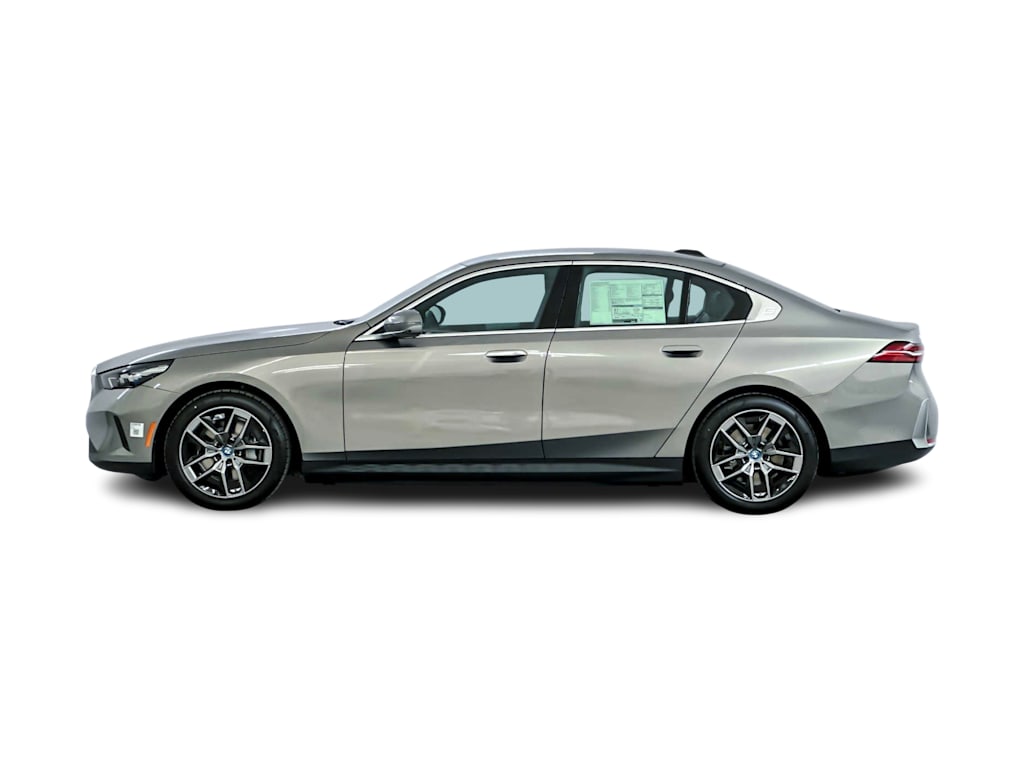 Thumbnail: 2025 BMW i5 - 3