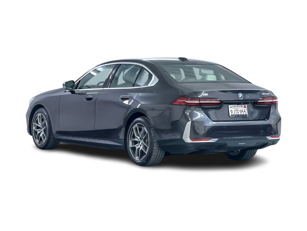 Thumbnail: 2024 BMW i5 - 4
