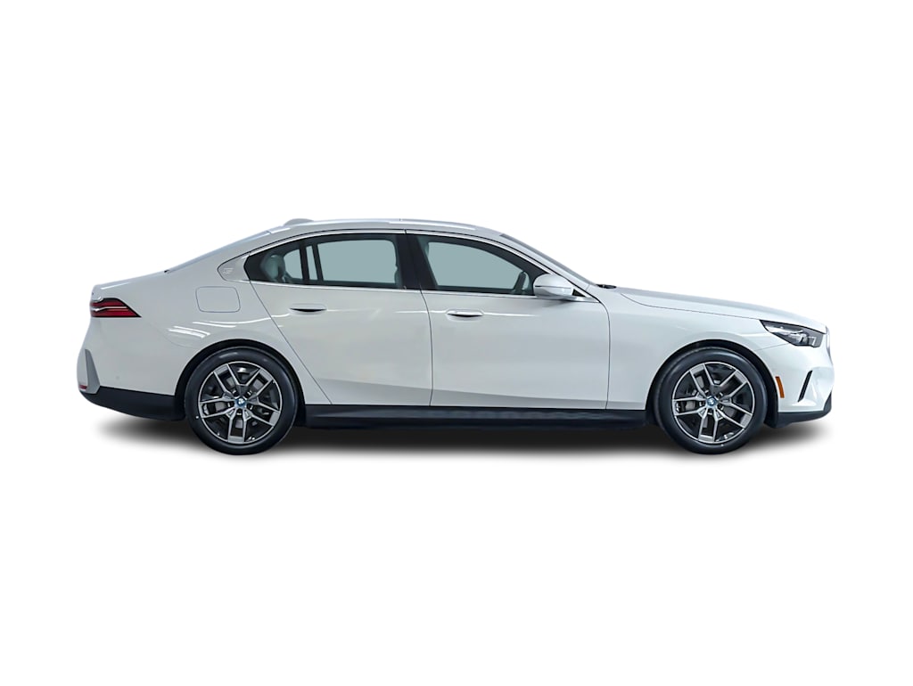 Thumbnail: 2024 BMW i5 - 19