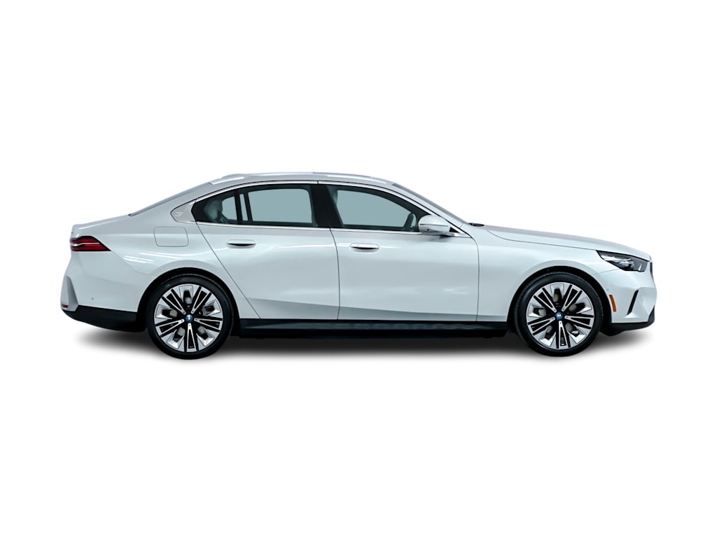 2024 BMW i5 eDrive40 18