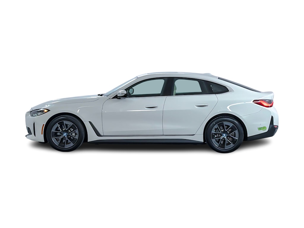 Thumbnail: 2023 BMW i4 - 3