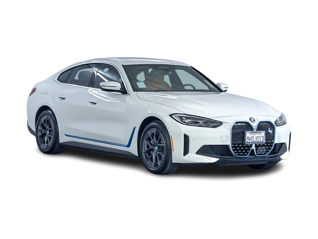 Thumbnail: 2023 BMW i4 - 19