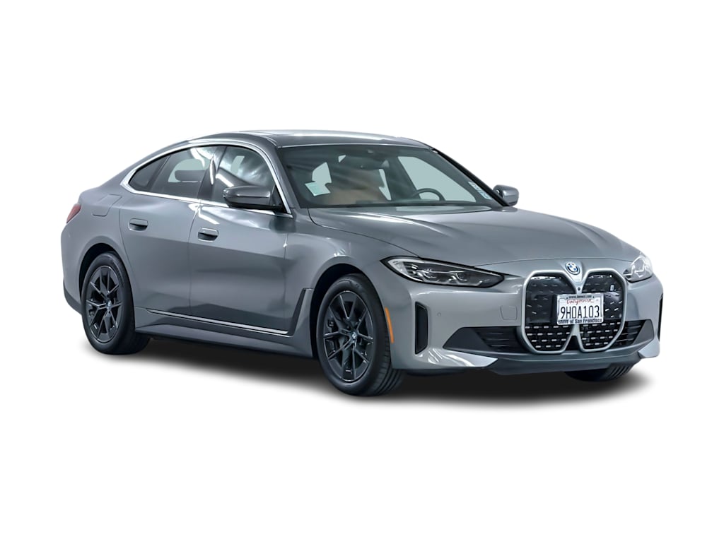 Thumbnail: 2023 BMW i4 - 19