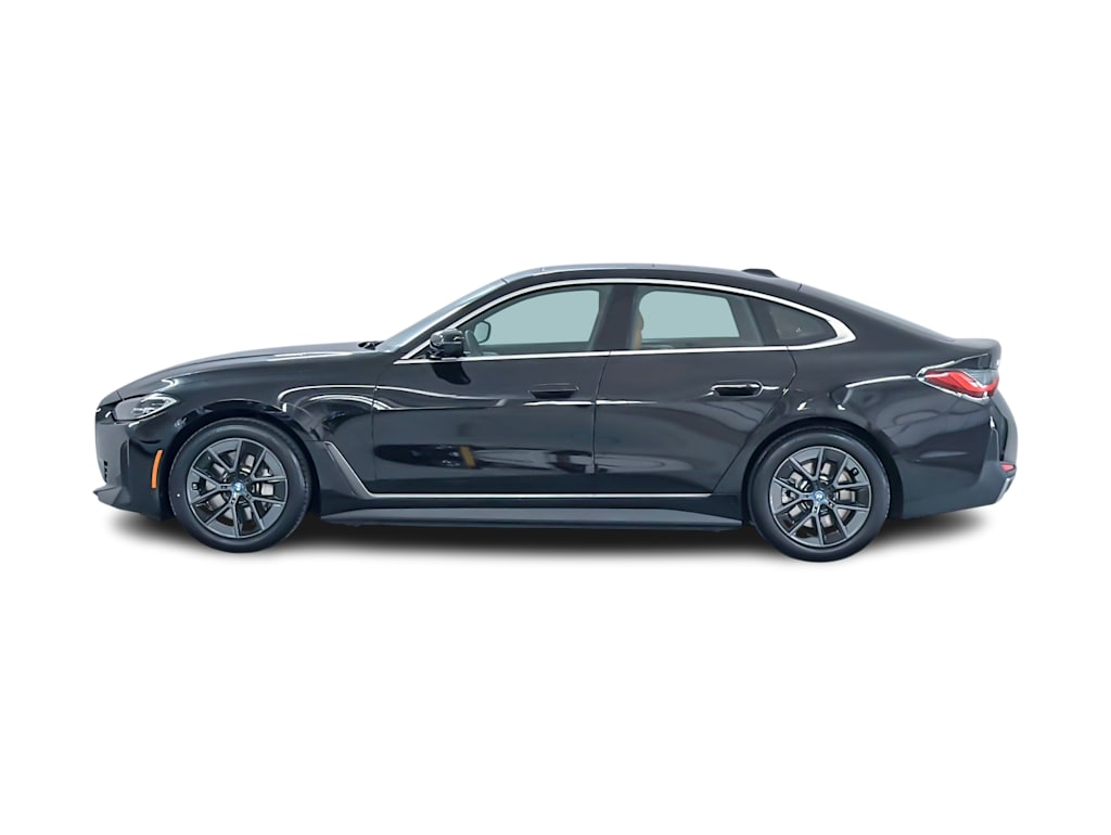 Thumbnail: 2023 BMW i4 - 3