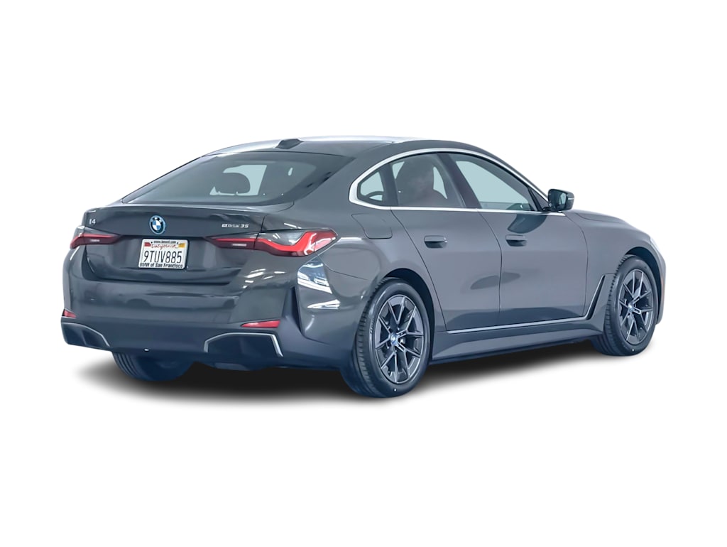Thumbnail: 2023 BMW i4 - 17