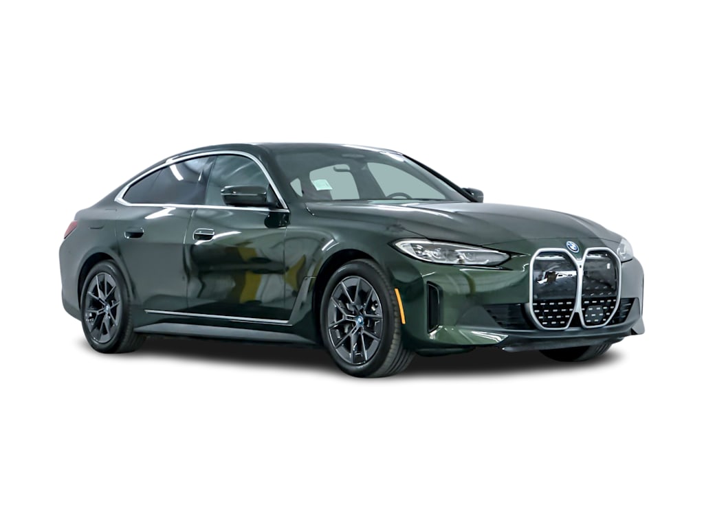 Thumbnail: 2023 BMW i4 - 21