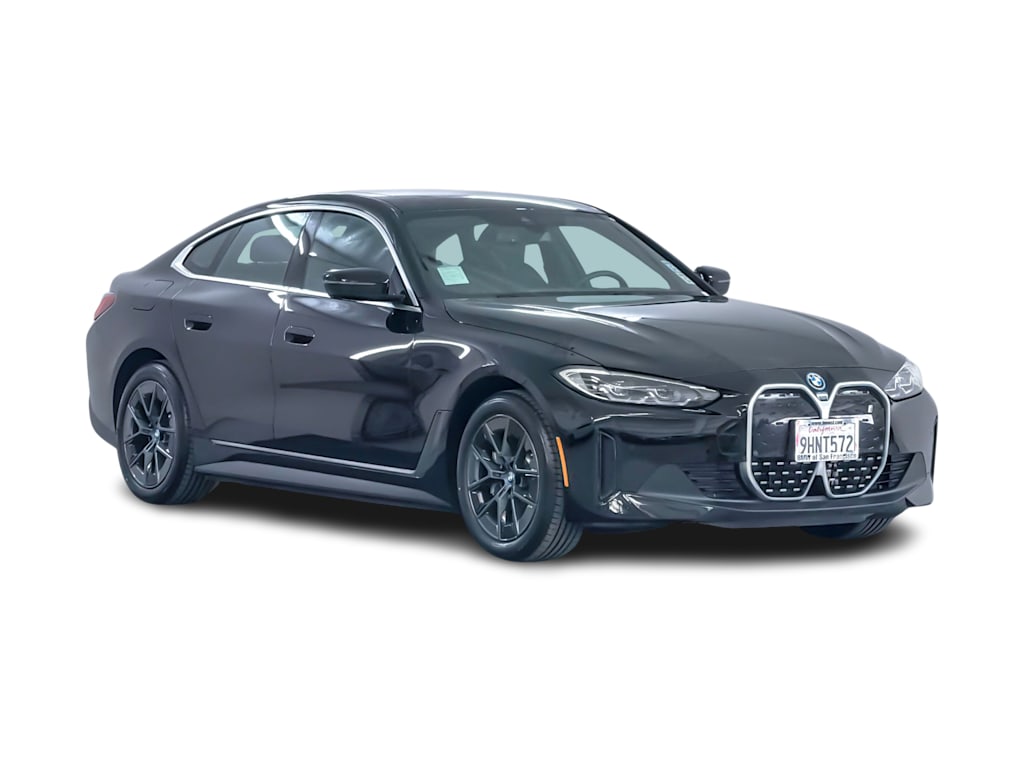 Thumbnail: 2023 BMW i4 - 19