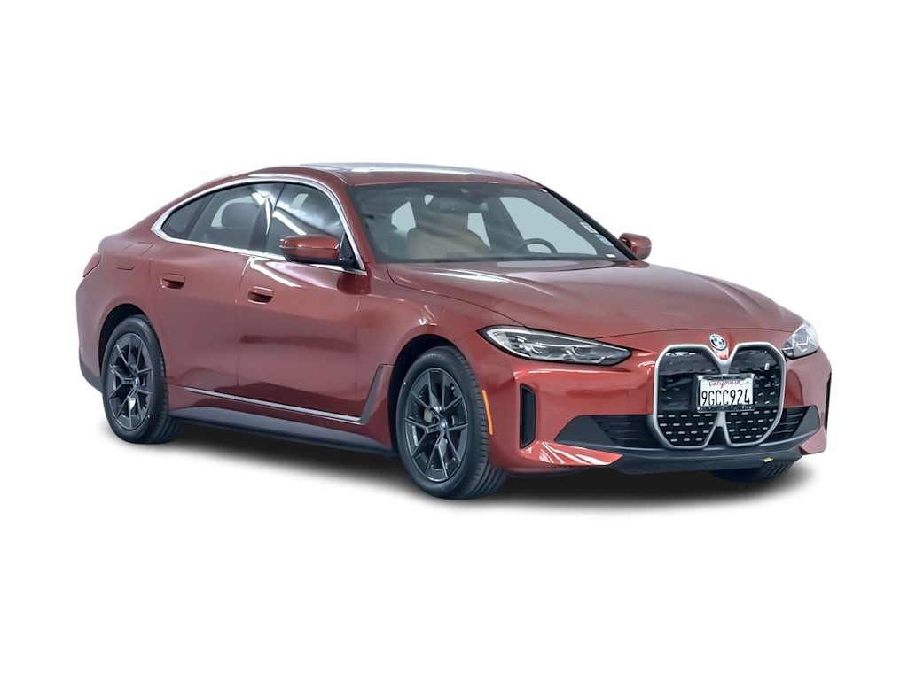 Thumbnail: 2023 BMW i4 - 19
