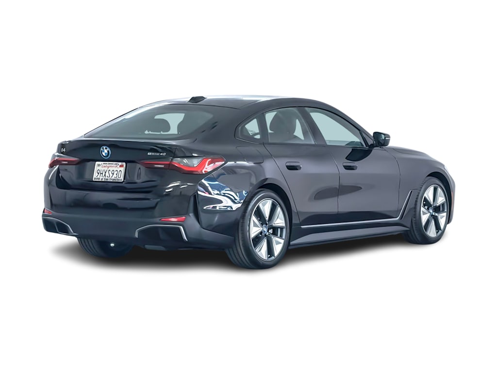 Thumbnail: 2023 BMW i4 - 17