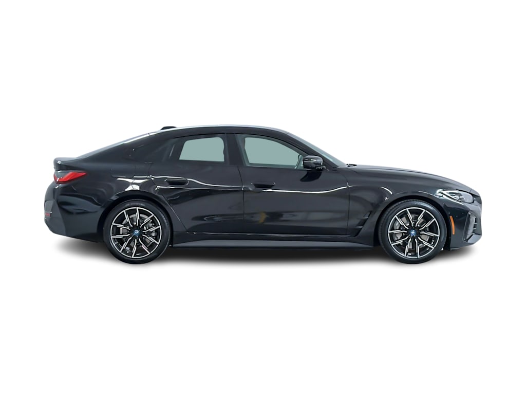 Thumbnail: 2023 BMW i4 - 18