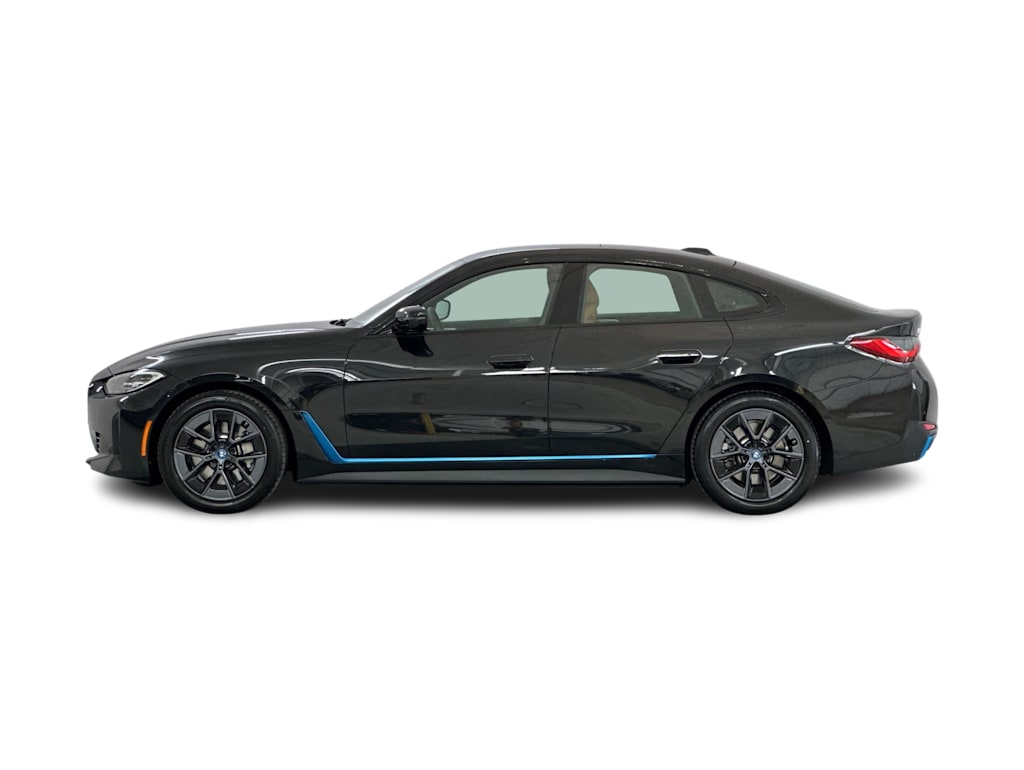 Thumbnail: 2023 BMW i4 - 3