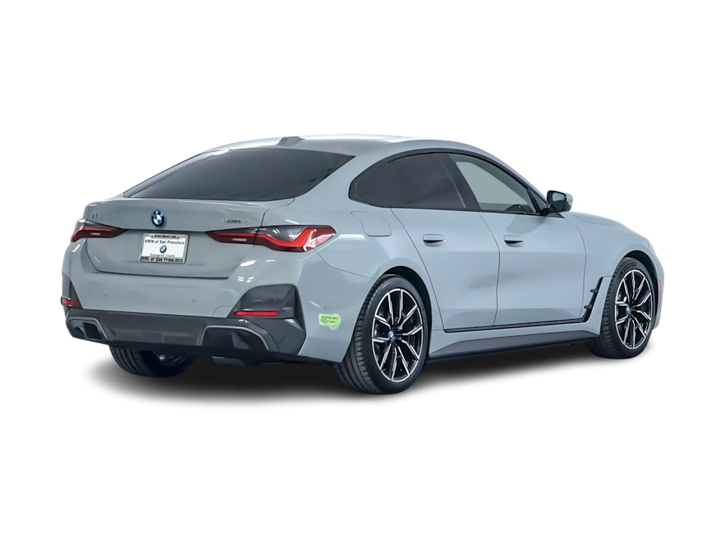 Thumbnail: 2023 BMW i4 - 17