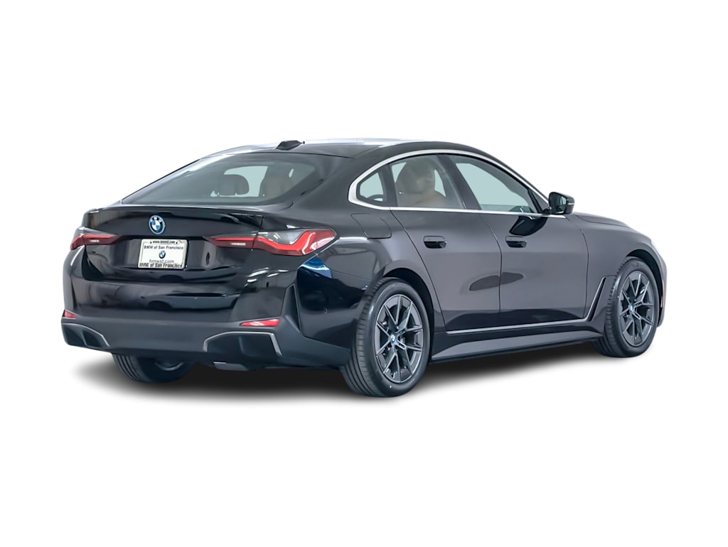 Thumbnail: 2023 BMW i4 - 18