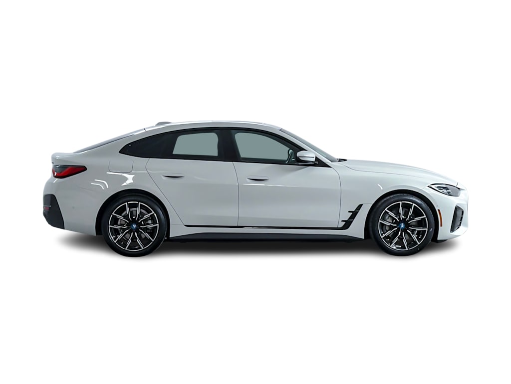 Thumbnail: 2024 BMW i4 - 18