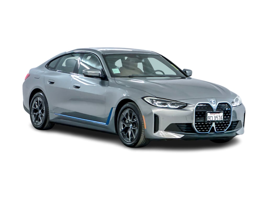 Thumbnail: 2022 BMW i4 - 20