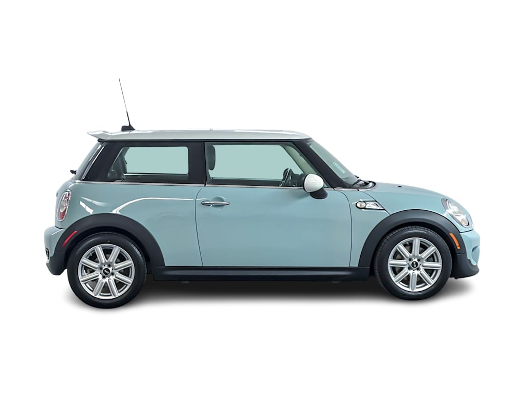Thumbnail: 2011 MINI Cooper - 16