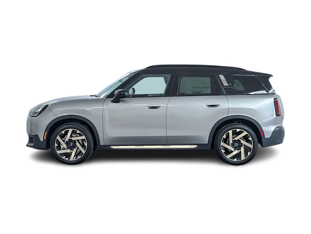 Thumbnail: 2027 MINI Cooper Countryman - 3