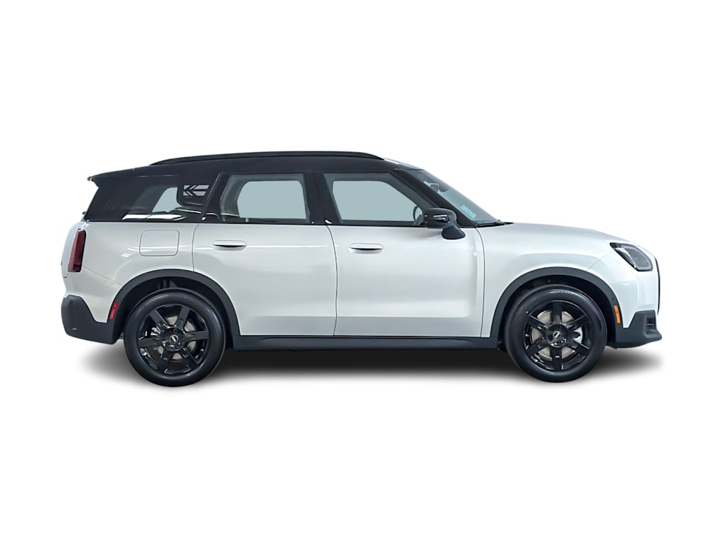 Thumbnail: 2027 MINI Cooper Countryman - 16