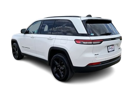 Thumbnail: 2023 Jeep Grand Cherokee - 4