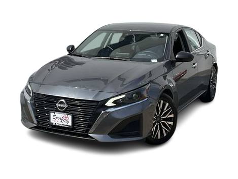 Thumbnail: 2025 Nissan Altima - 4