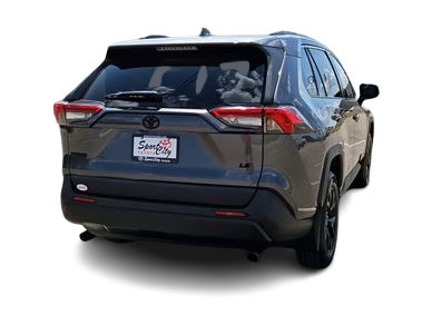 Thumbnail: 2021 Toyota RAV4 - 21