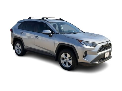 2021 Toyota RAV4 XLE 17