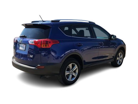 Thumbnail: 2015 Toyota RAV4 - 20
