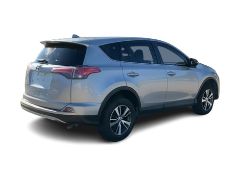Thumbnail: 2018 Toyota RAV4 - 21