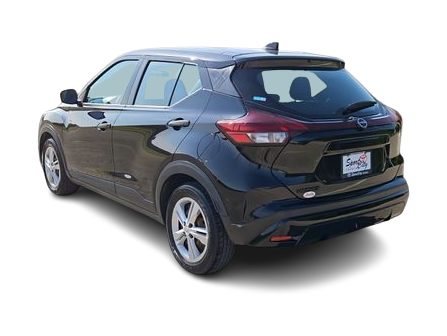 Thumbnail: 2022 Nissan Kicks - 4